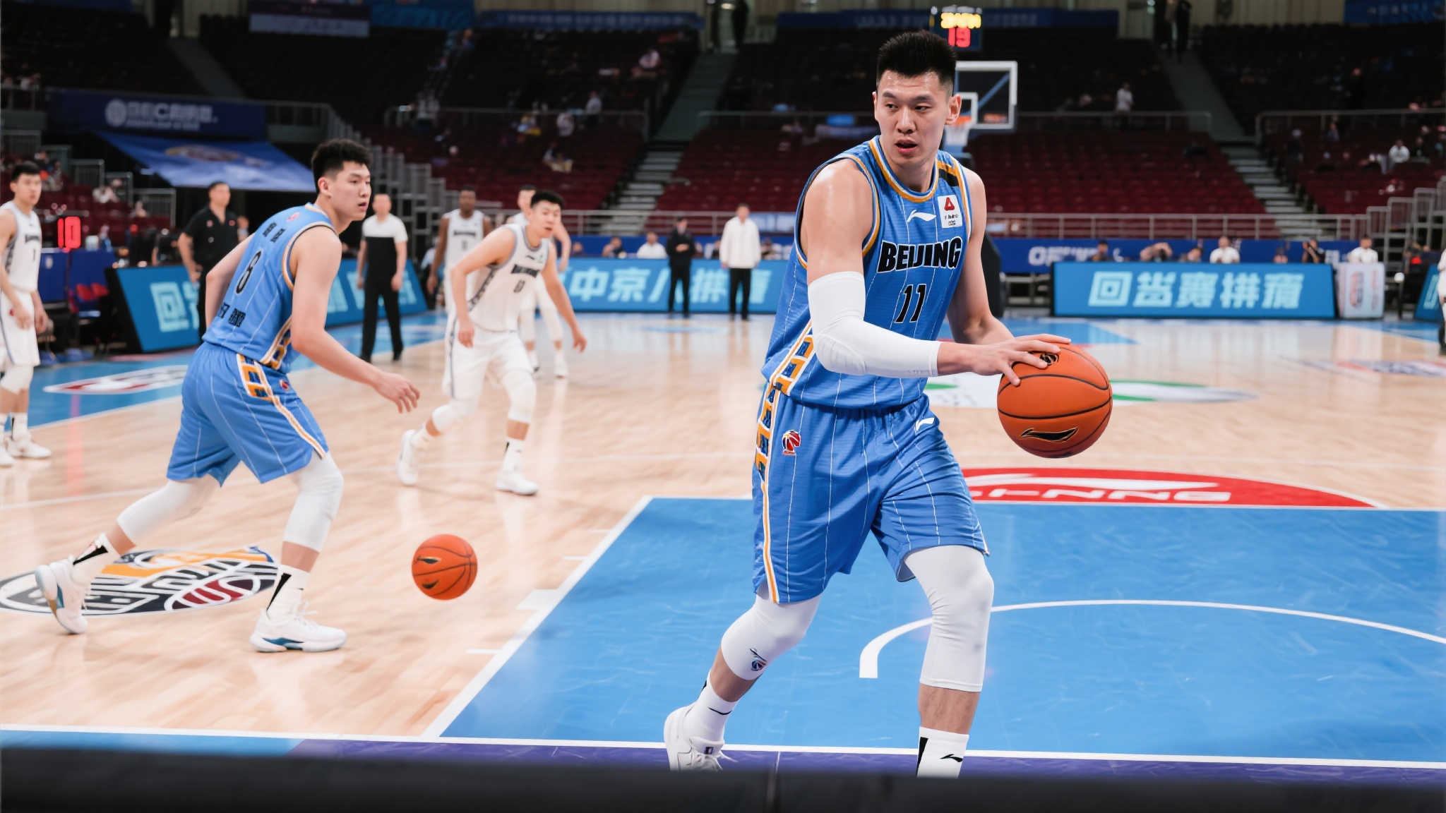 北京G6全力备战:范子铭高烧不退,所罗门伤病缠身,三分训练加码,许利民强调心态调整 北京G6全力备战:范子铭高烧不退,所罗门伤病缠身,三分训练加码,许利民强调心态调整